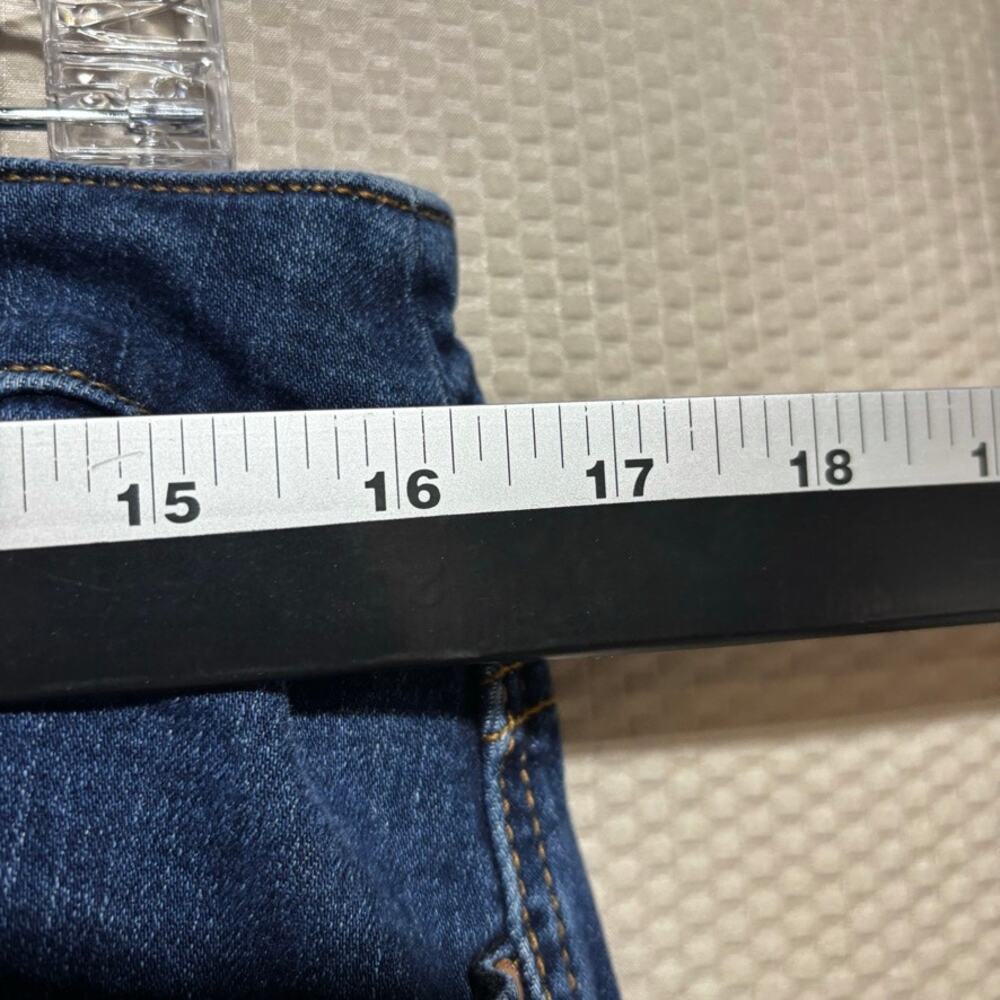 Chicos 2 Straight Girlfriend Crop Jeans Womens Size 12 Dark Wash Ankle High Rise - Picture 3 of 8
